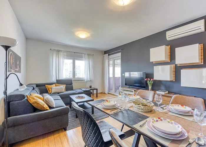 Apartment Dea - Three Bedroom Apartment